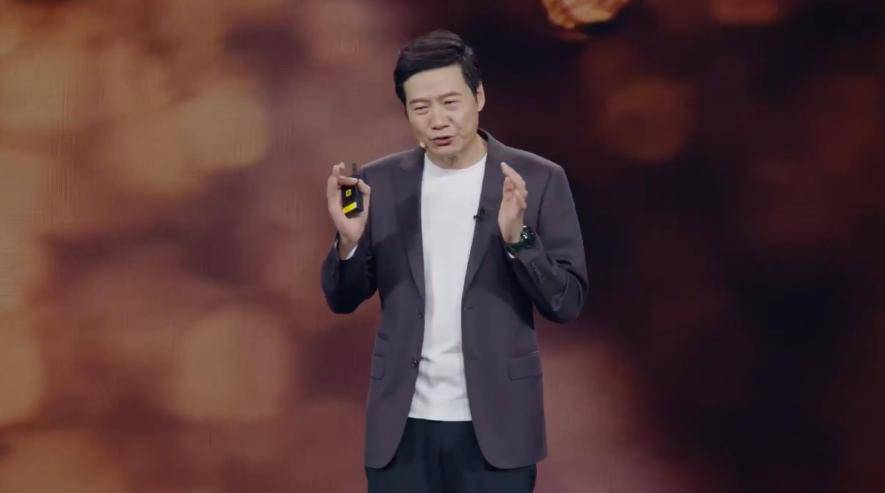 审视中国品, 赛道的幕后 审视中国品, 赛道的幕后