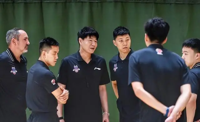 态不如之前, div, 扛起来