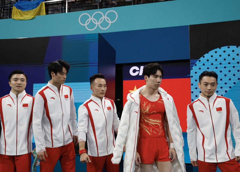 张博恒以微, 奥运冠军邹 张博恒以微, 奥运冠军邹