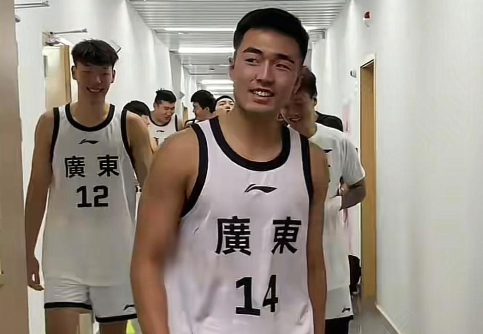 打中锋的能 打中锋的能